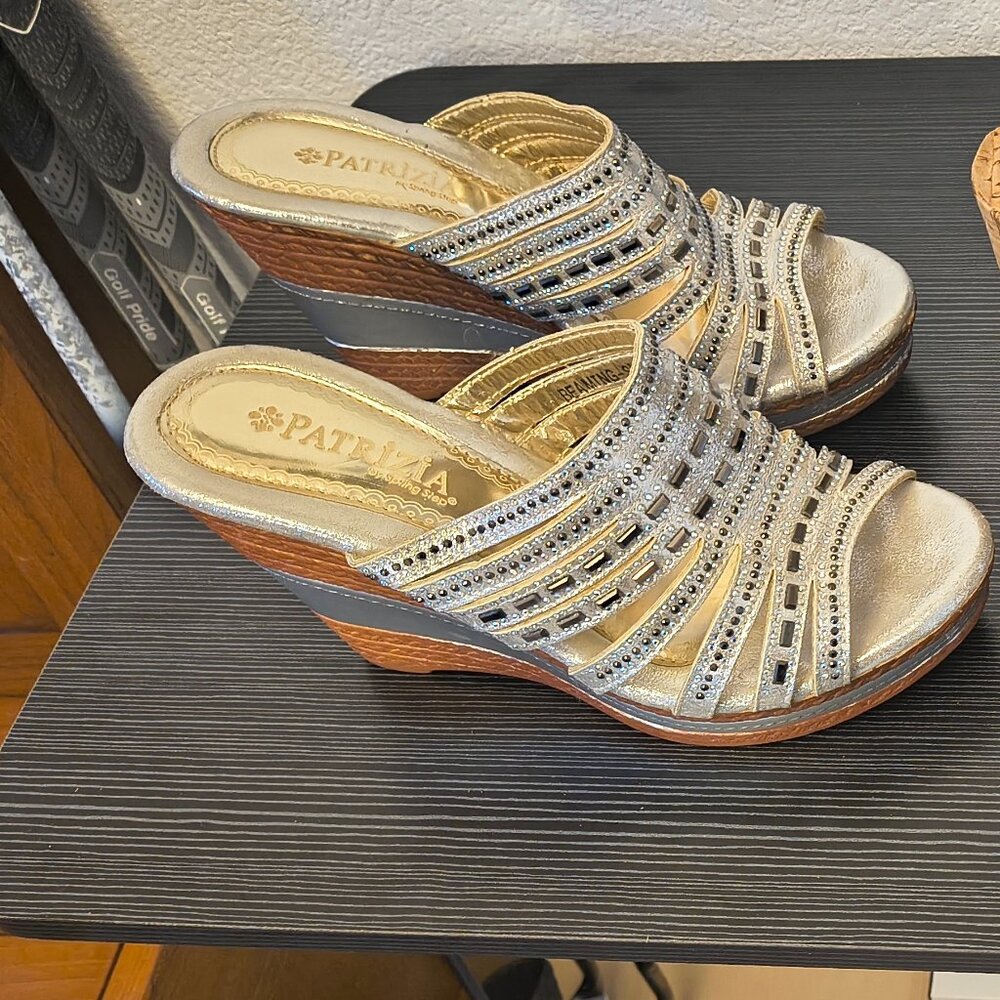 Womens Platform Sandals size 6.5 M.  Beautiful Bundle!